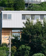 Three-Tiered Platforms: An innovative mountain-side home