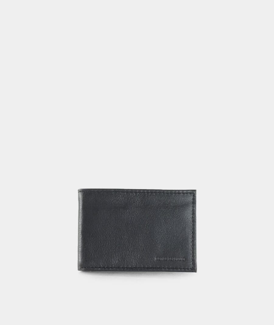 Best minimalist wallets for men in 2023, OPUMO Magazine