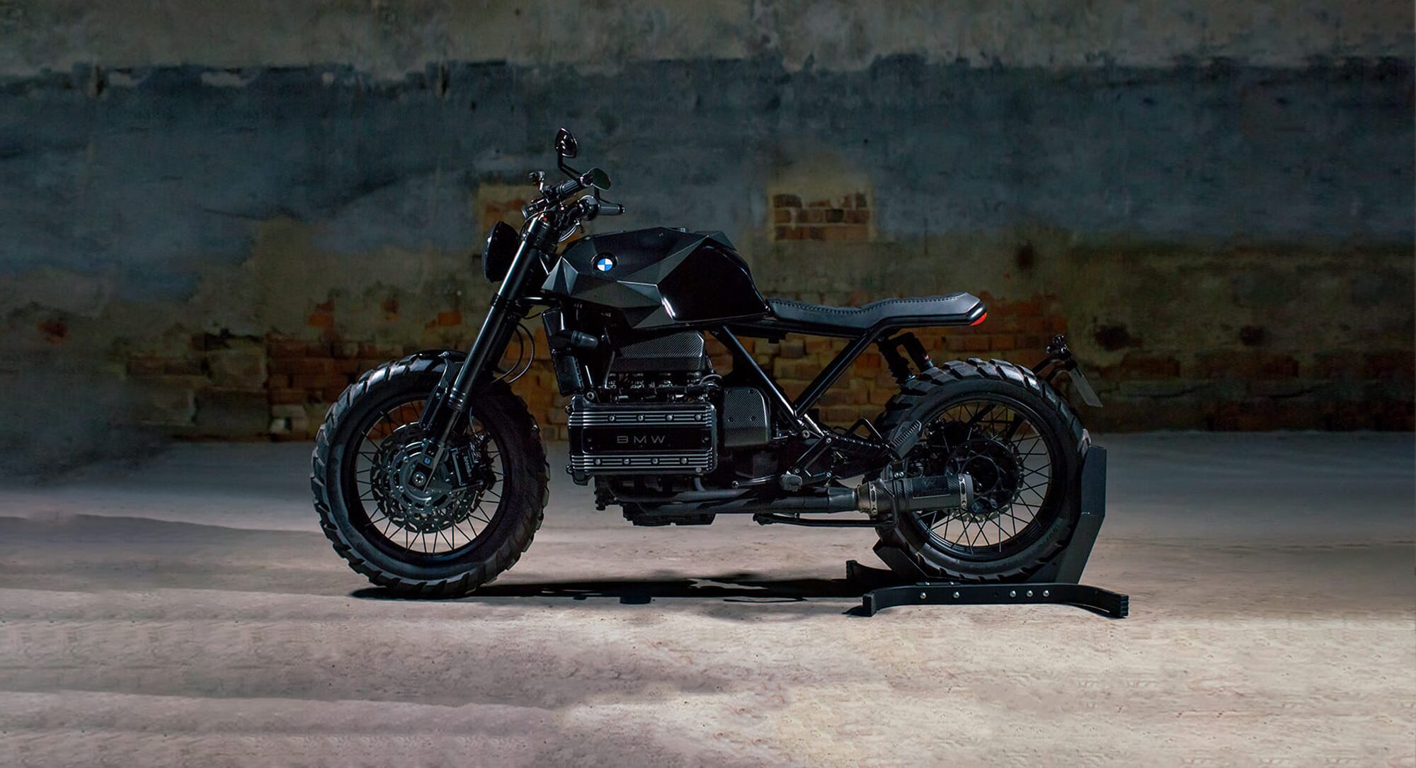 BMW K100 Nightcrawler: The custom bike inspired by a jet fighter