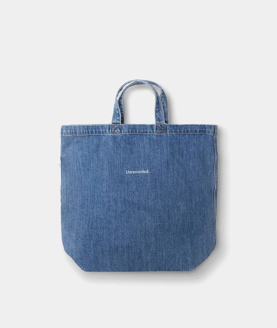Carried away: 11 of the best tote bags for men in 2022 | OPUMO Magazine