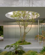5 inspiring courtyards that invite the outdoors into the home