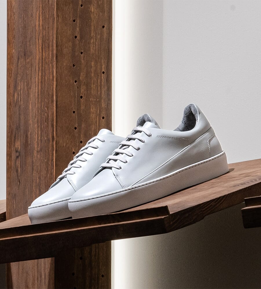 Minimalist White Trainers Sneakers