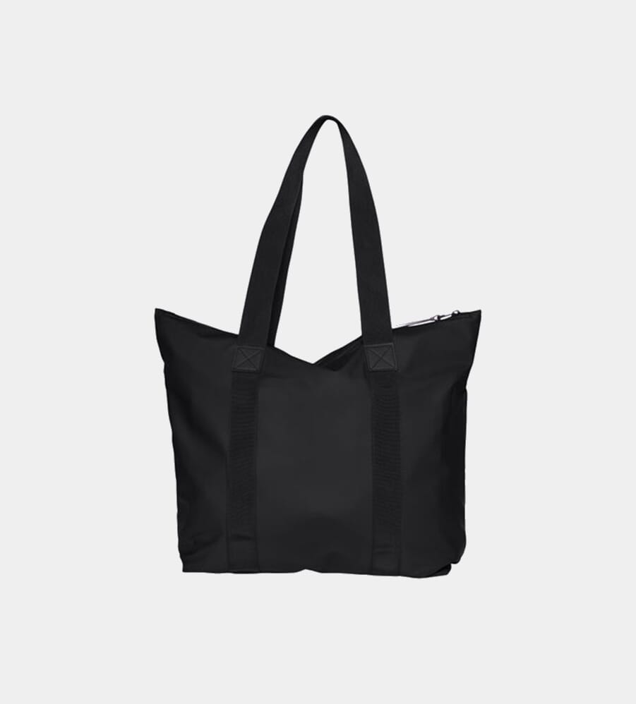 11 of the best tote bags for men in 2022 | OPUMO Magazine