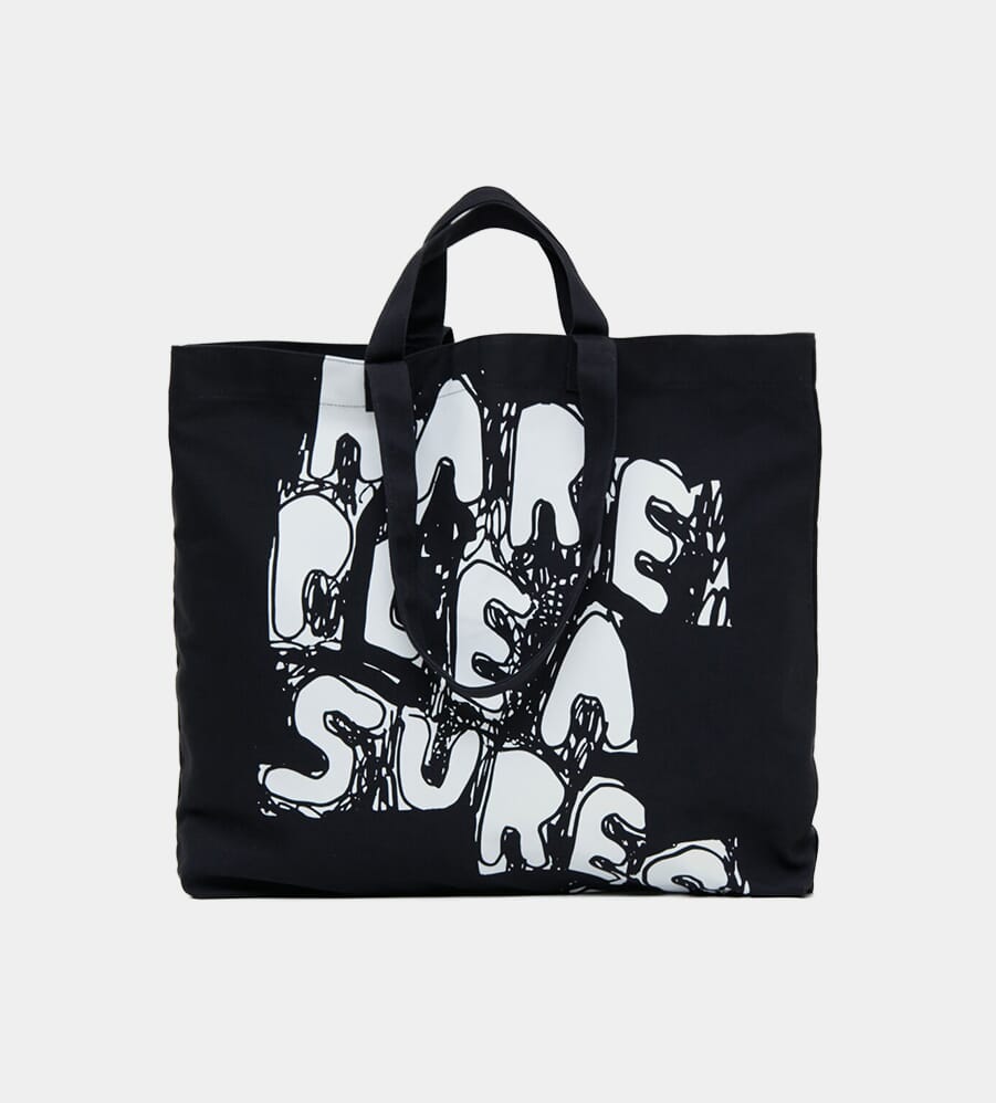 Carried away: 11 of the best tote bags for men in 2022 | OPUMO Magazine