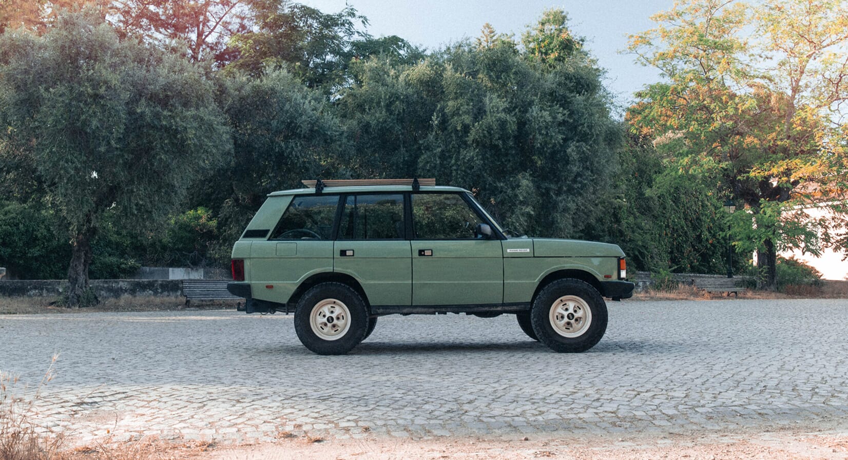 Classic Range Rover face-off: Turbodiesel vs V8 petrol