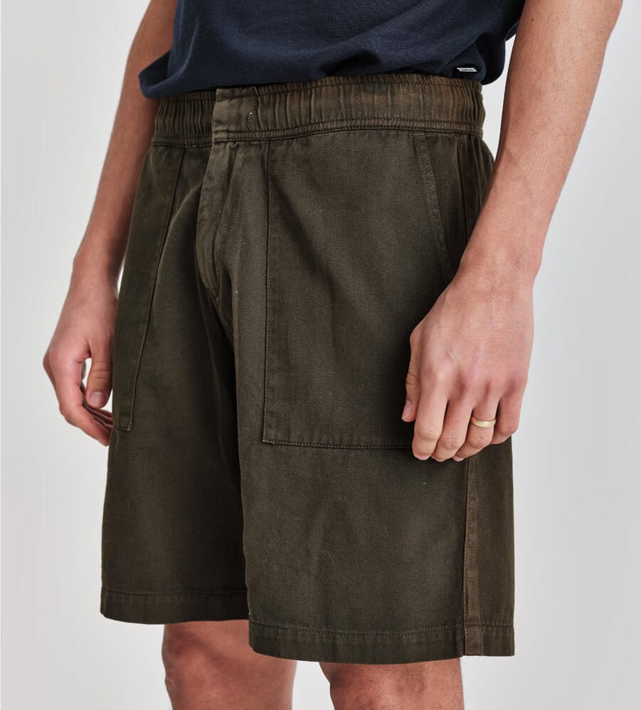 Men's chino shorts: The best pairs to buy in 2022 | OPUMO Magazine