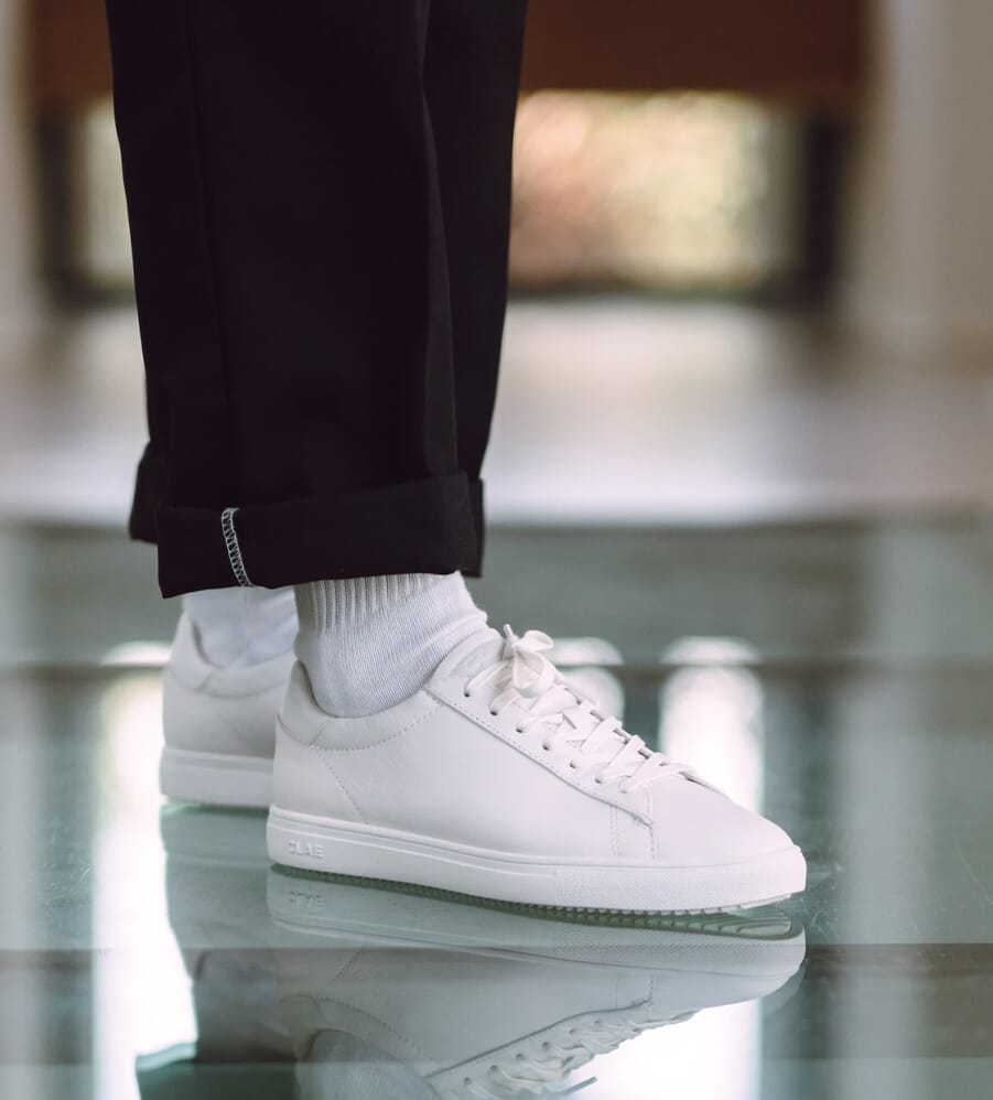 How to wear sneakers at a summer wedding | OPUMO Magazine