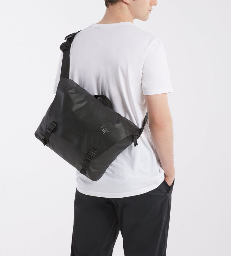 The best men's crossbody bags to buy in 2022 OPUMO Magazine