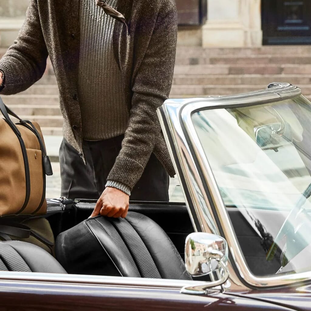 10 men's weekender bags for a stylish getaway