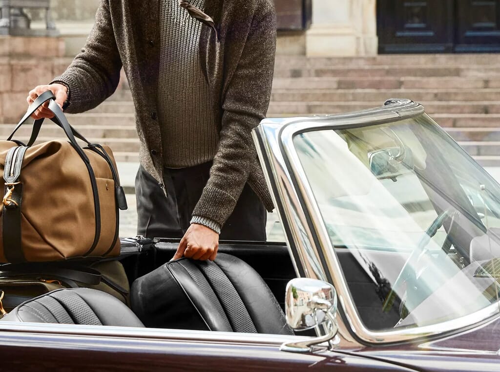 10 men's weekender bags for a stylish getaway