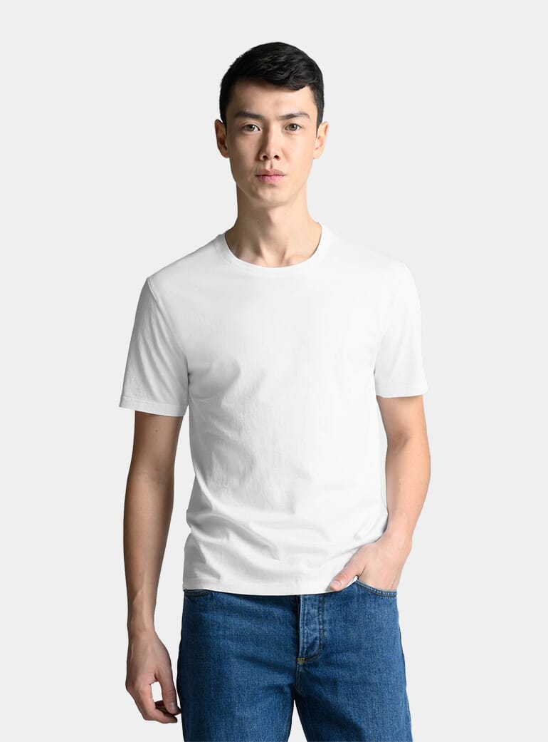 The best plain white T-shirts for men in 2022 | OPUMO Magazine