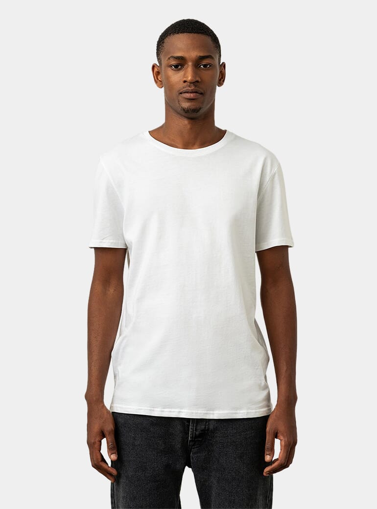 The best plain white T-shirts for men in 2022 | OPUMO Magazine