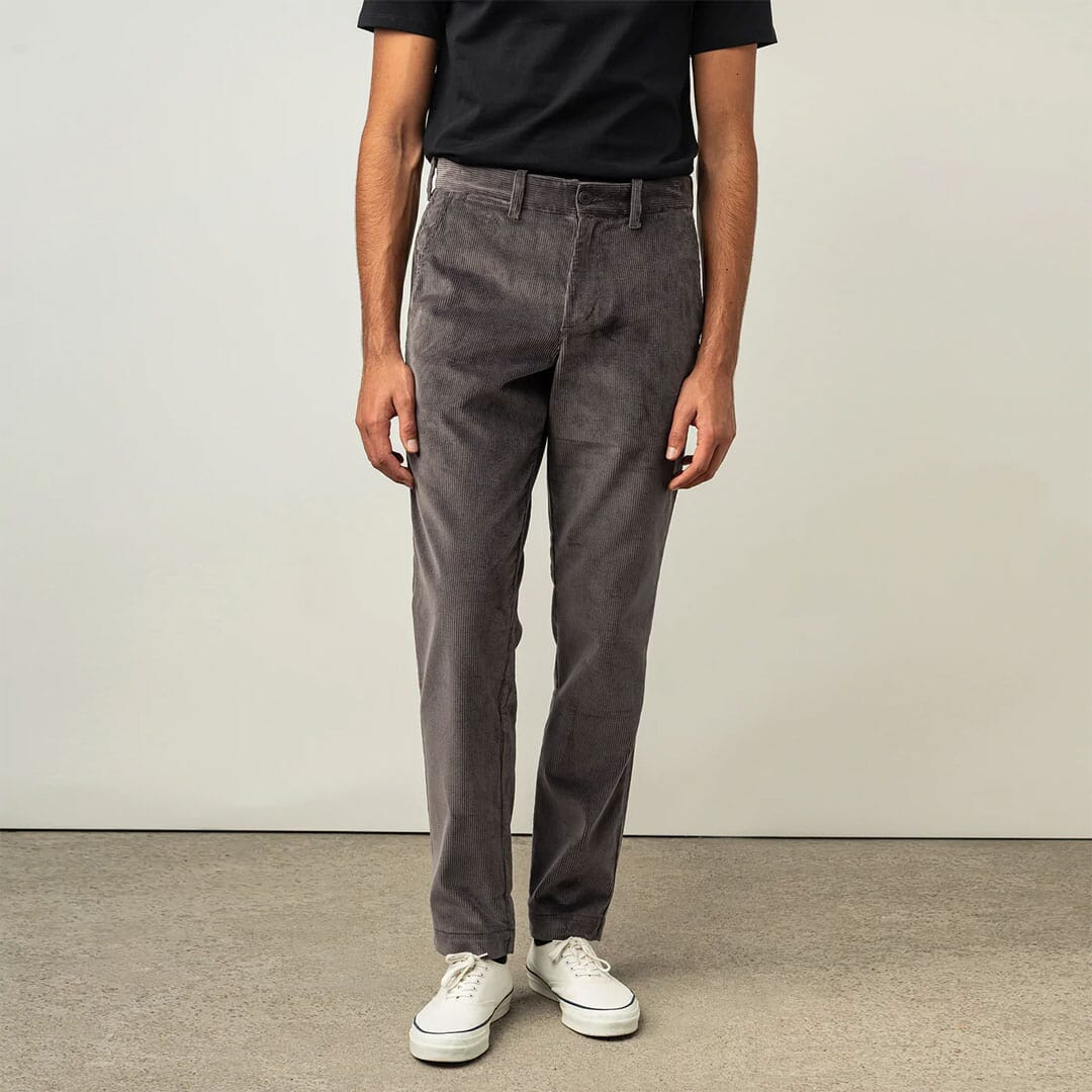 Essential Slim Cord Pants