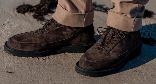 Winter shoes for men that fuse style and durability
