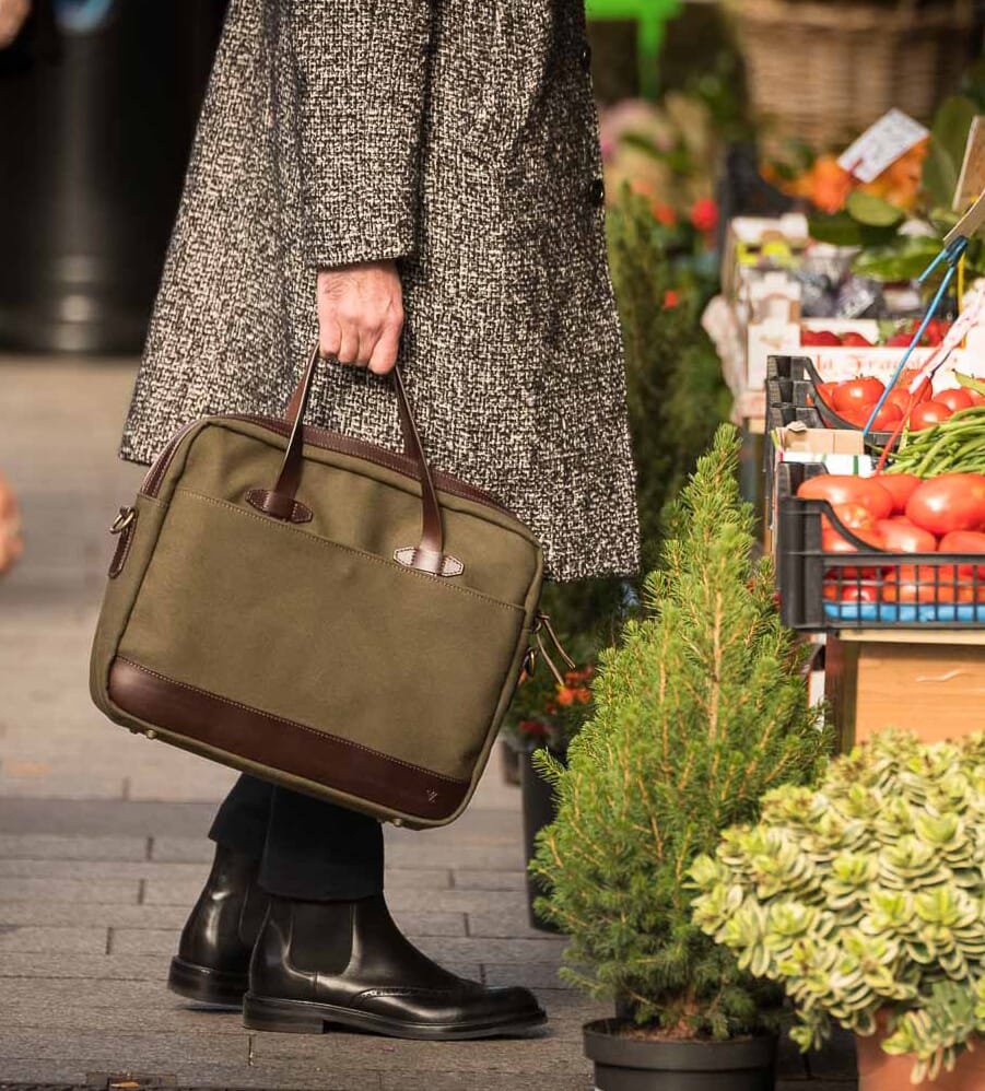 24 functional and stylish work bags for men