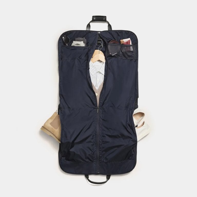 The best garment bags for men to carry your suit in style OPUMO Magazine