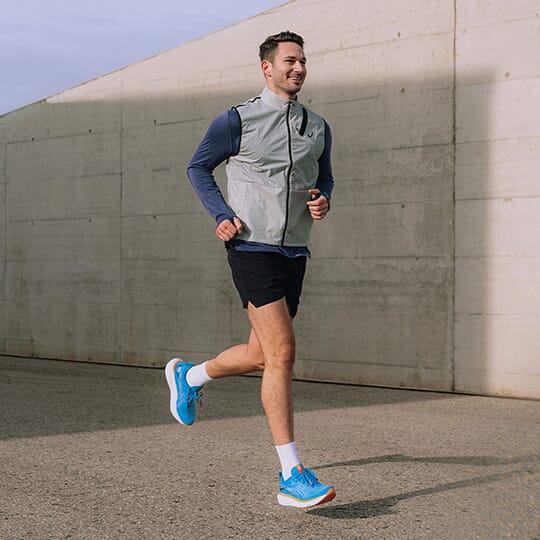 Asics sizing guide: Find your fit | OPUMO Magazine
