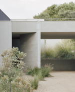 Seaside living reinvented: Peninsula House by Eastop Architects