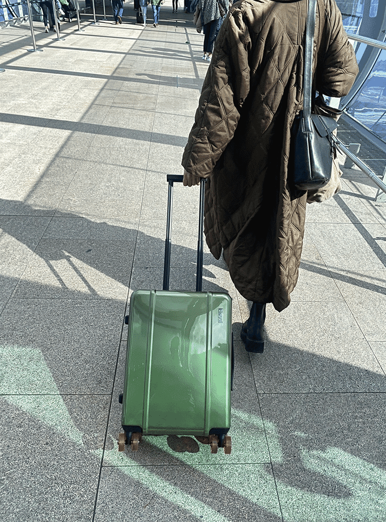 Floyd luggage review Retro inspired travel cases OPUMO Magazine