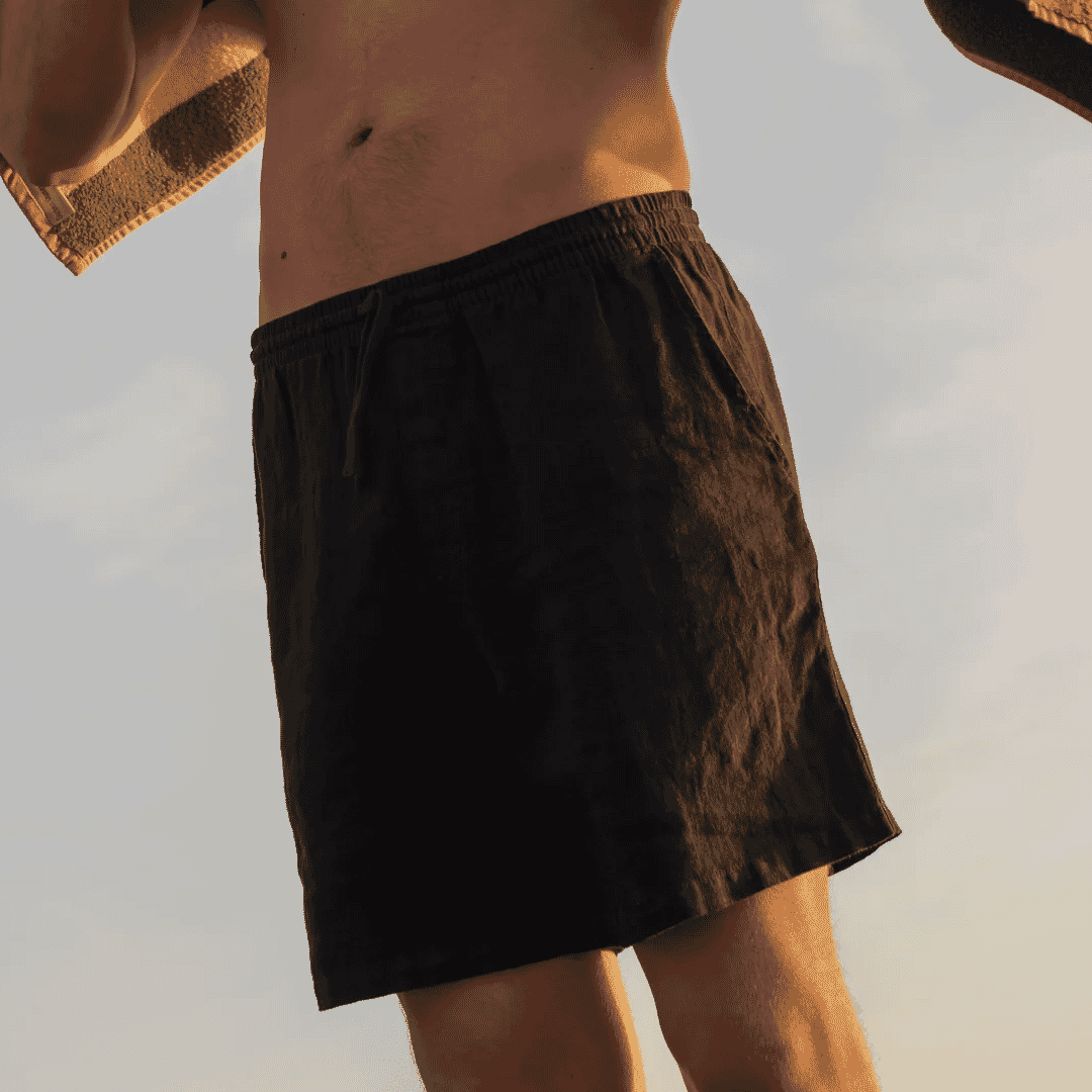 The Best Men's Linen Shorts Are a Feast for Your Eyes and a Treat