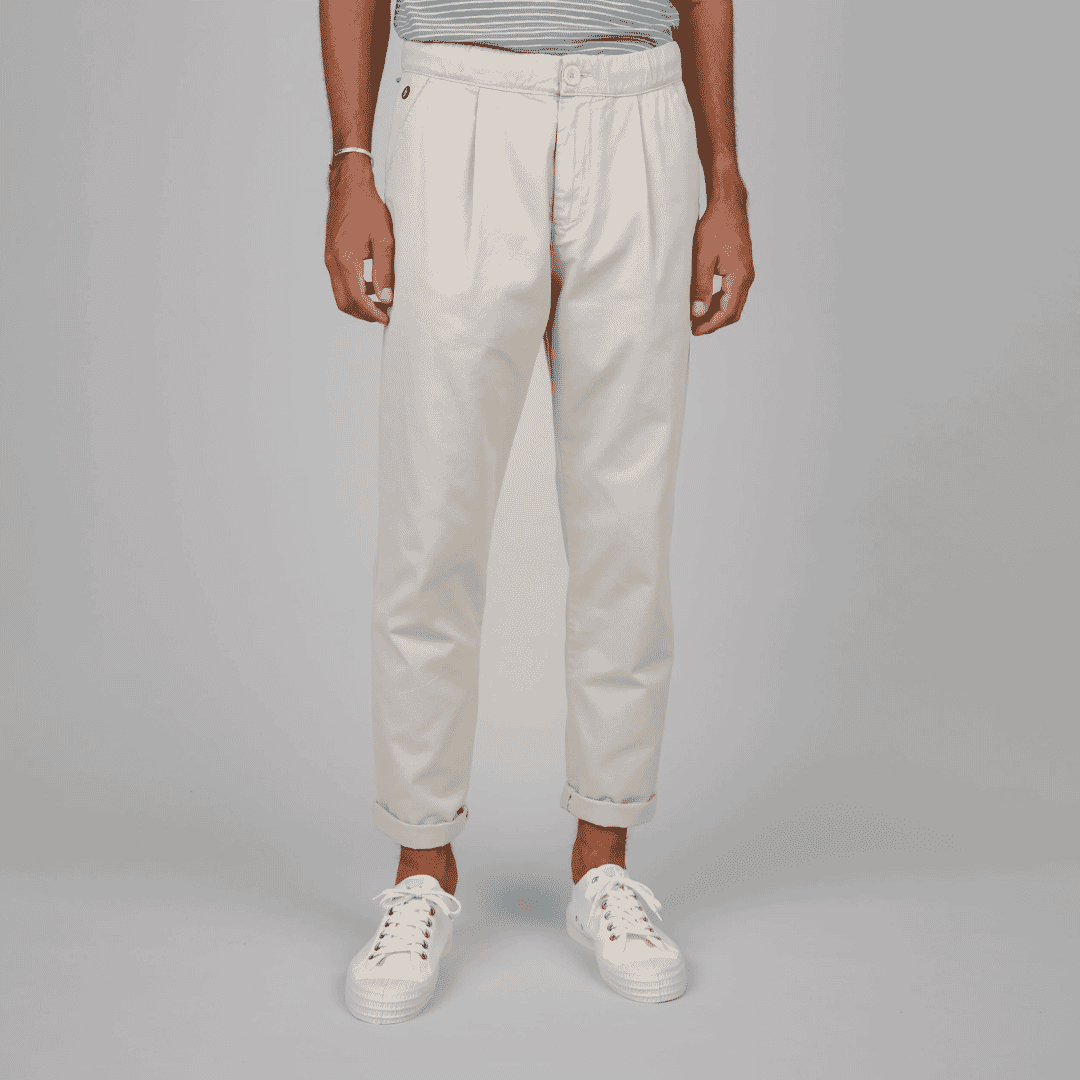 How to pull off white trousers + the best pairs for men | OPUMO Magazine
