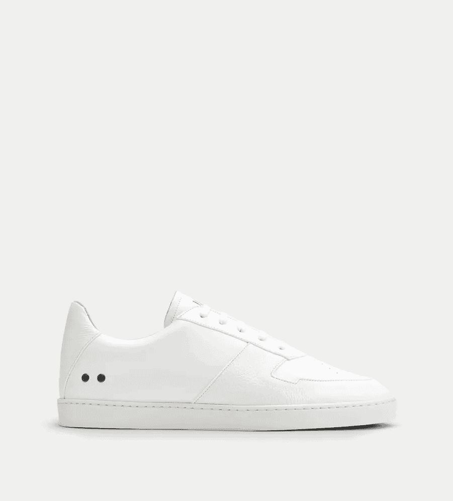 Minimalist hot sale white shoes