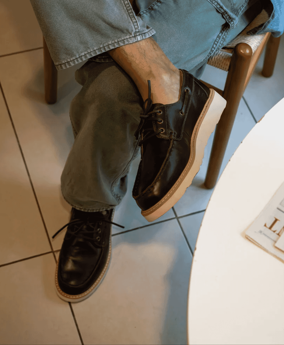 clae CARTER
Walrus Brown Leather