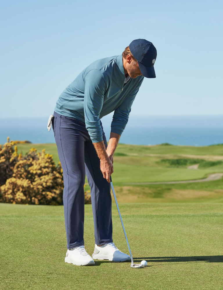 Best winter golf attire for men in 2023 | OPUMO Magazine | OPUMO Magazine