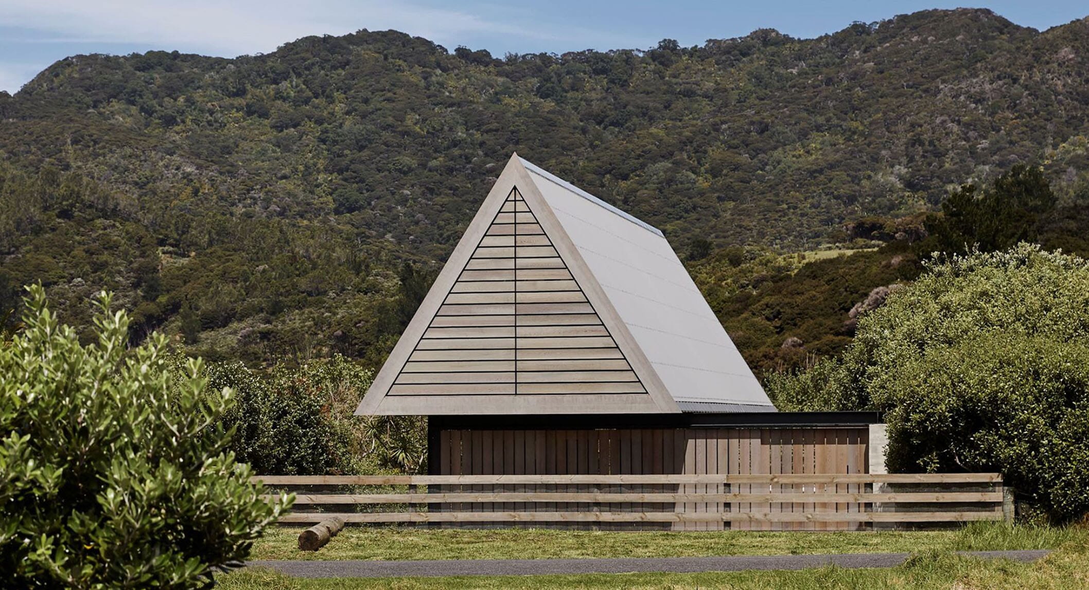 A+ score for A-frame cabin: Dune Dormer by RTA Studio