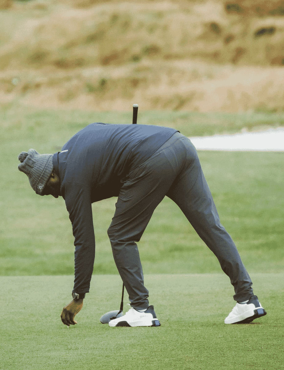 Winter Golf Fashion: Stay Warm and Stylish on the Course