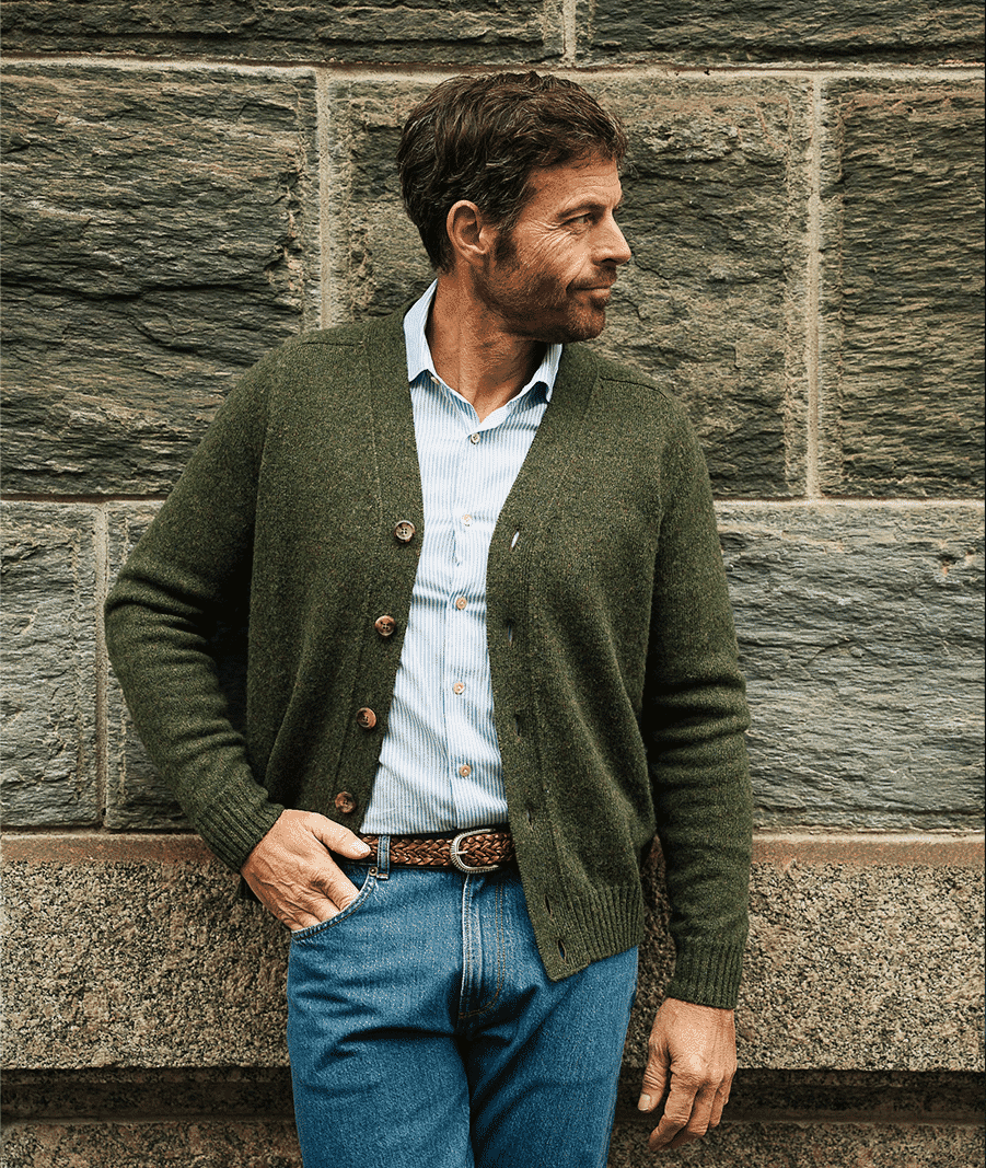 Mastering men s cardigan outfits Autumn winter style guide