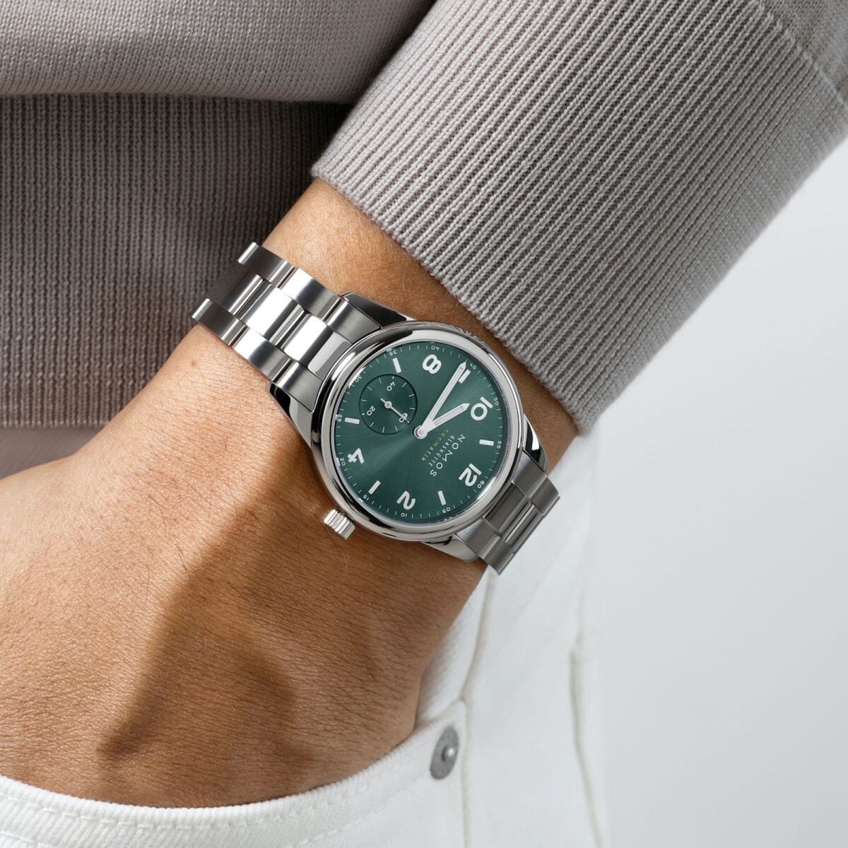 A buying guide to the best thin watches for men OPUMO Magazine