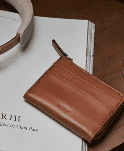 Toast to thirty: 30th birthday gift ideas for him
