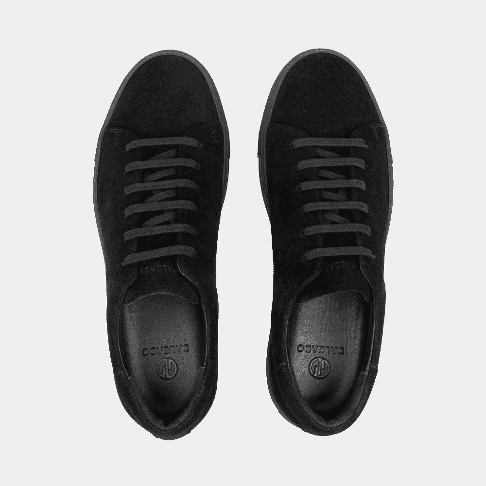 The best all black sneakers for men in 2024 | OPUMO Magazine