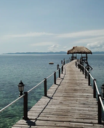 Holiday beach rentals to book now (and resort-ready wardrobe essentials)