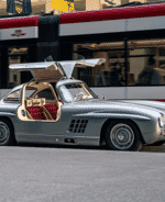 1955 Mercedes 300SL Gullwing Coupé: Ultimate speed and style