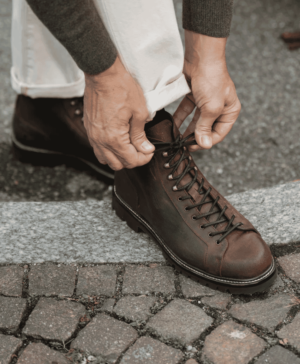 velasca Formiga Laced boots
Autumn / Winter Brown
