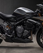 Triumph motorcycle free when you buy a Breitling chronograph: Triumph Speed Triple 1200 RR Breitling Limited Edition