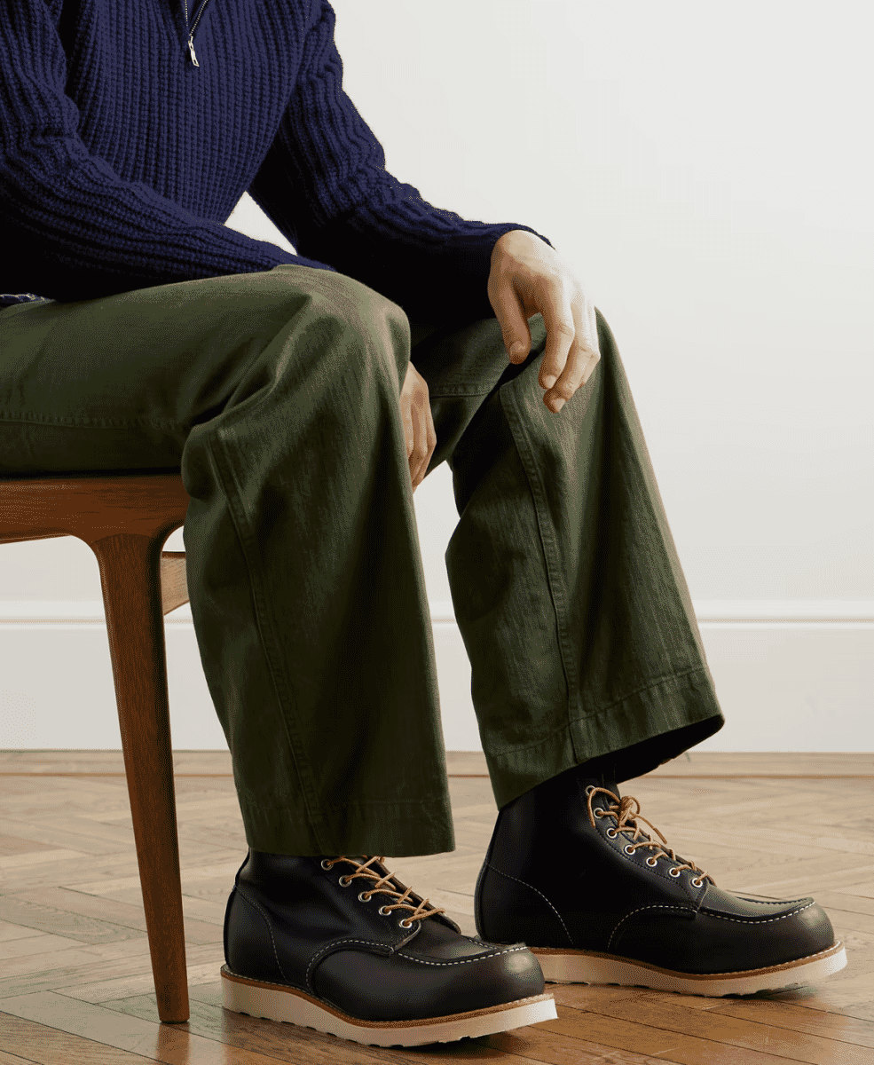 RED WING SHOES
8847 Classic Moc Leather Boots