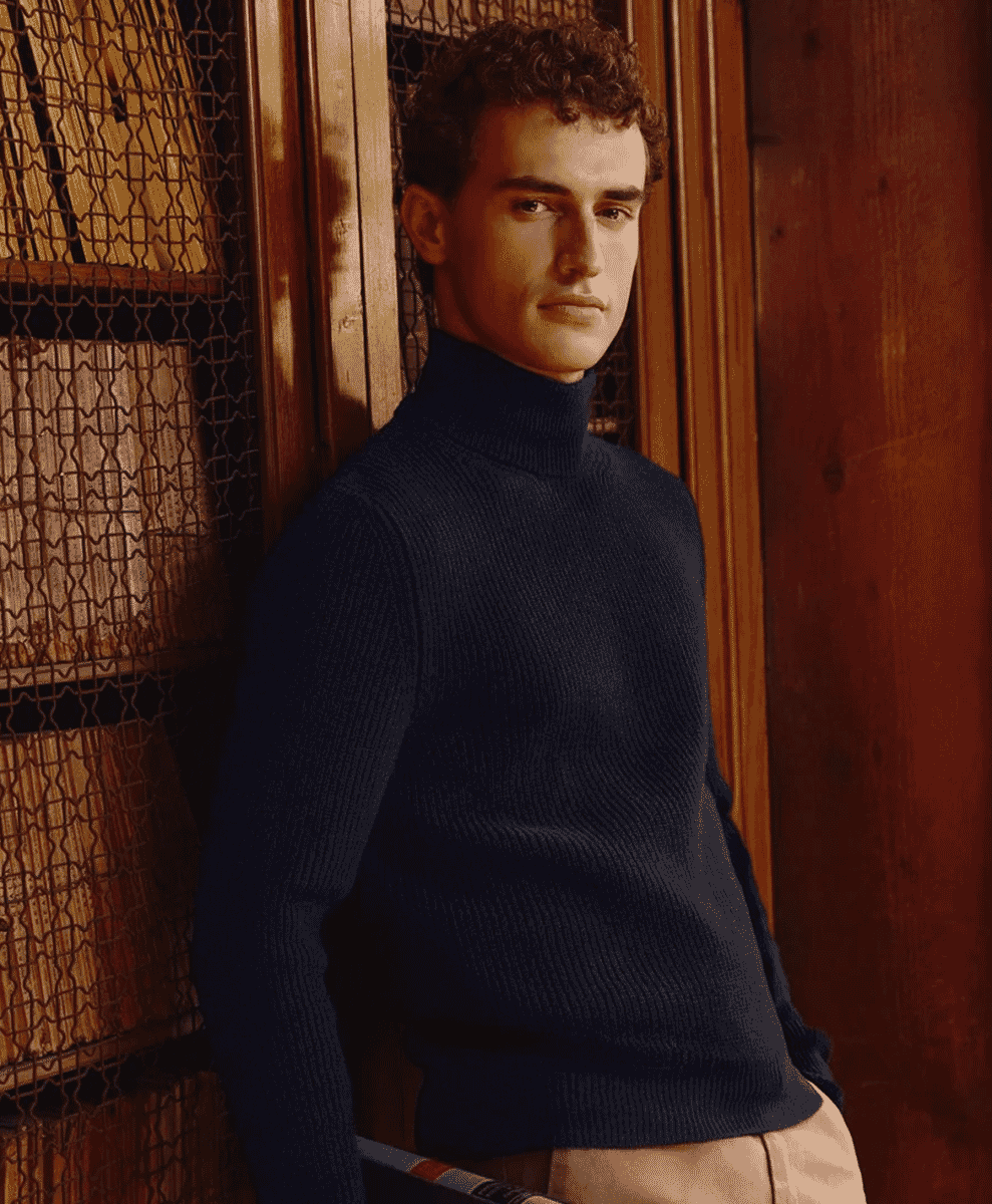 Luca Faloni Mock Neck
4-Ply Cashmere