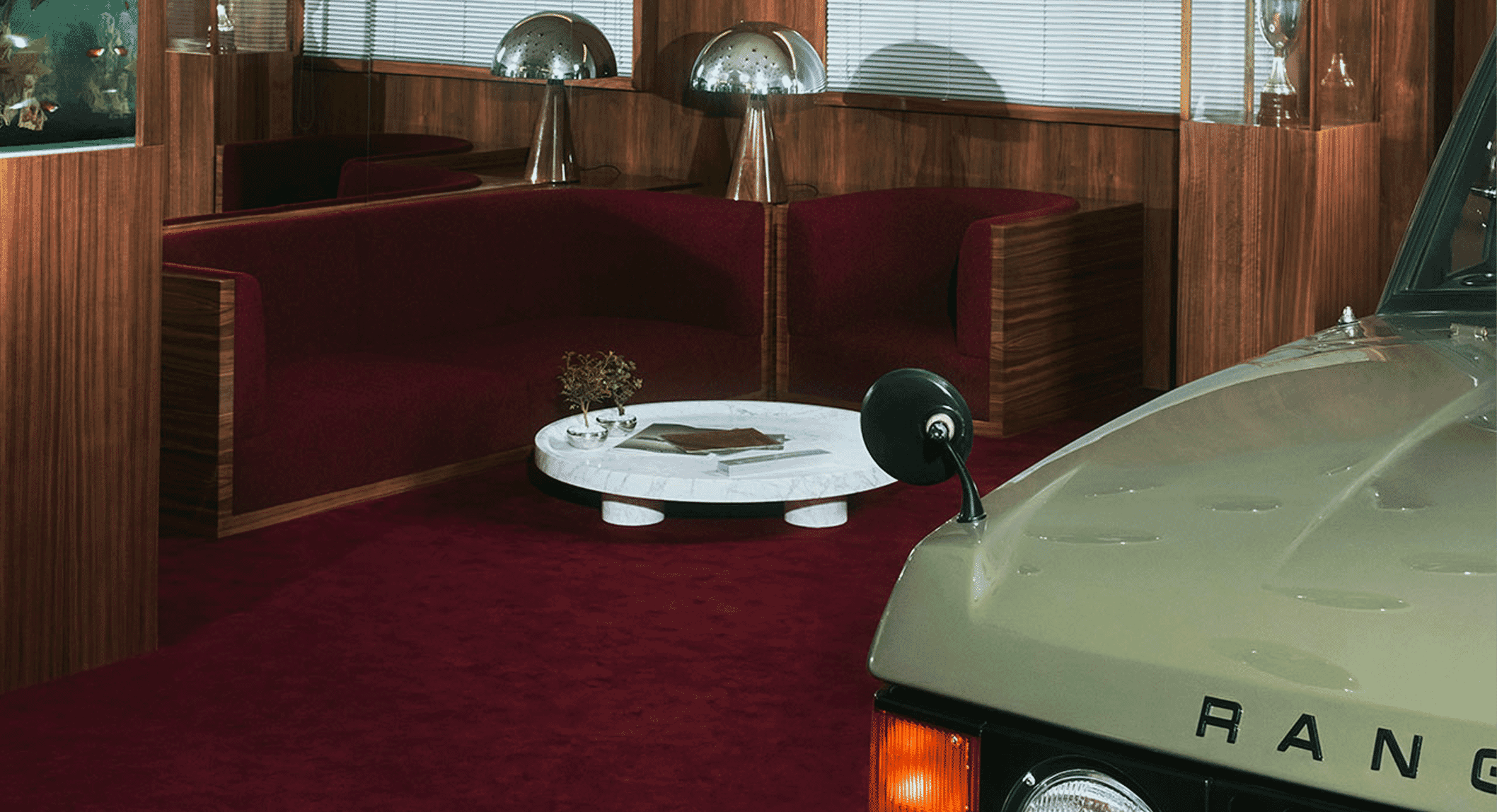 Range Rover’s Time Machine: A Retro-Futurist Masterpiece in Milan