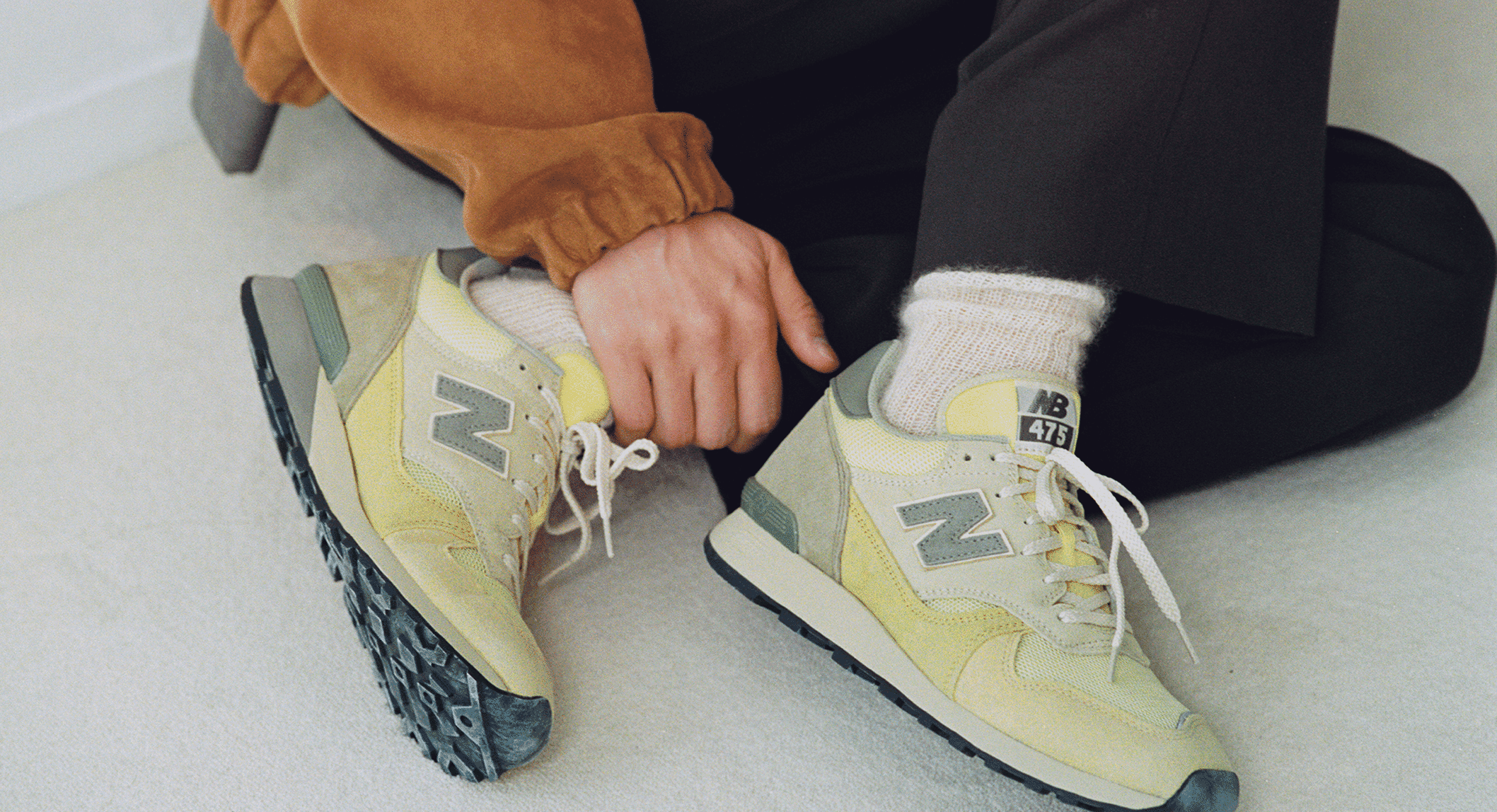 AURALEE x New Balance 475: A Quiet Classic in Two Colour Options