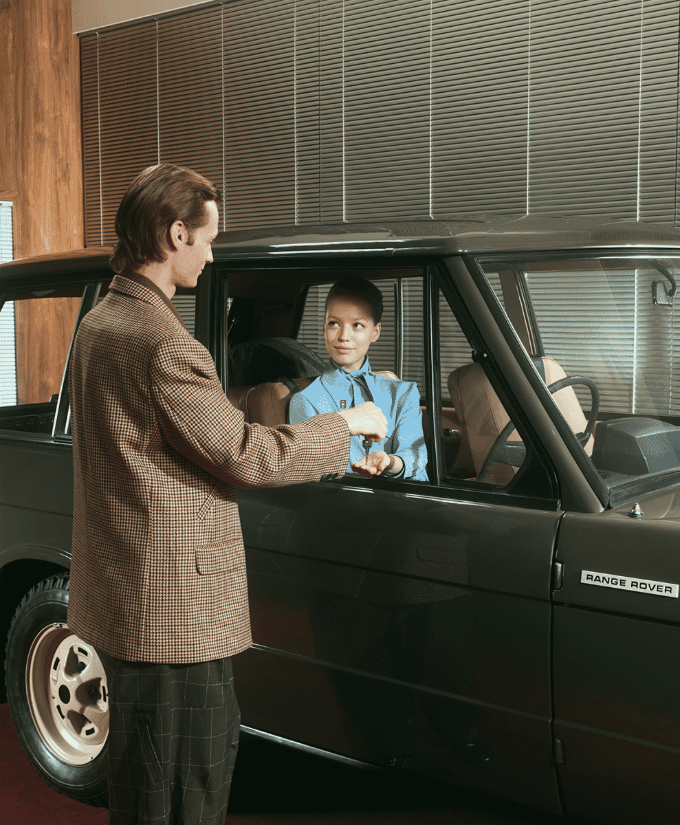 Range Rover’s Time Machine: A Retro-Futurist Masterpiece in Milan