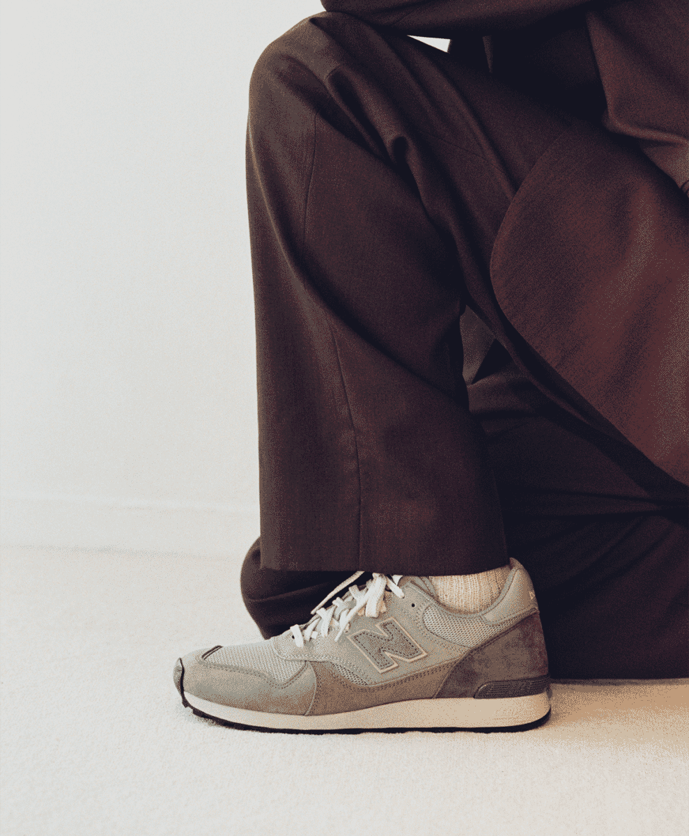 AURALEE x New Balance 475: A Quiet Classic in Two Colour Options