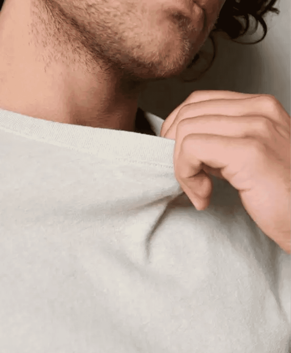 The Linen Tee lestrange