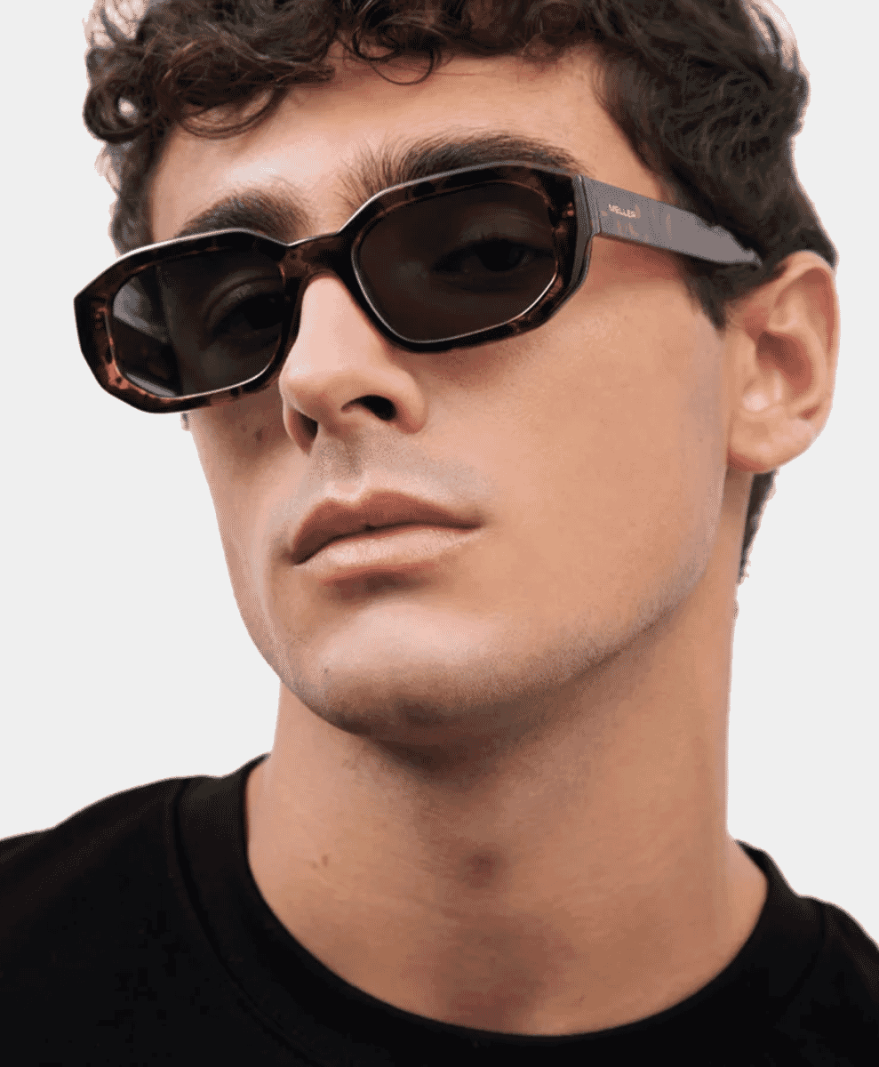 KESSIE
MELLER
Colour: TIGRIS CARBON