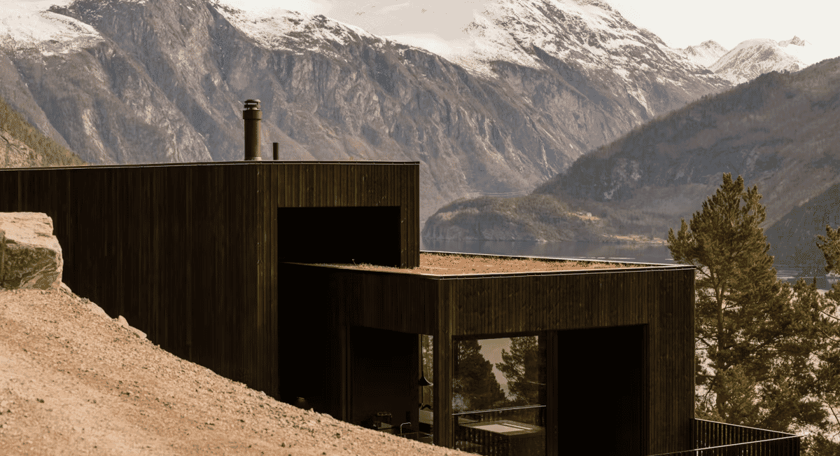 Scandinavian superlative: Holiday House by Office Inainn