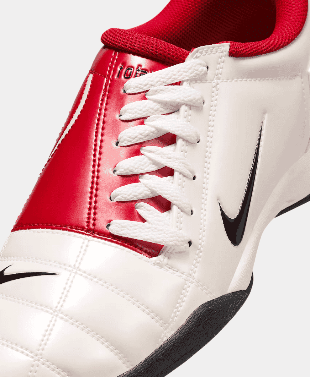 Nike Total 90 Men's Shoes