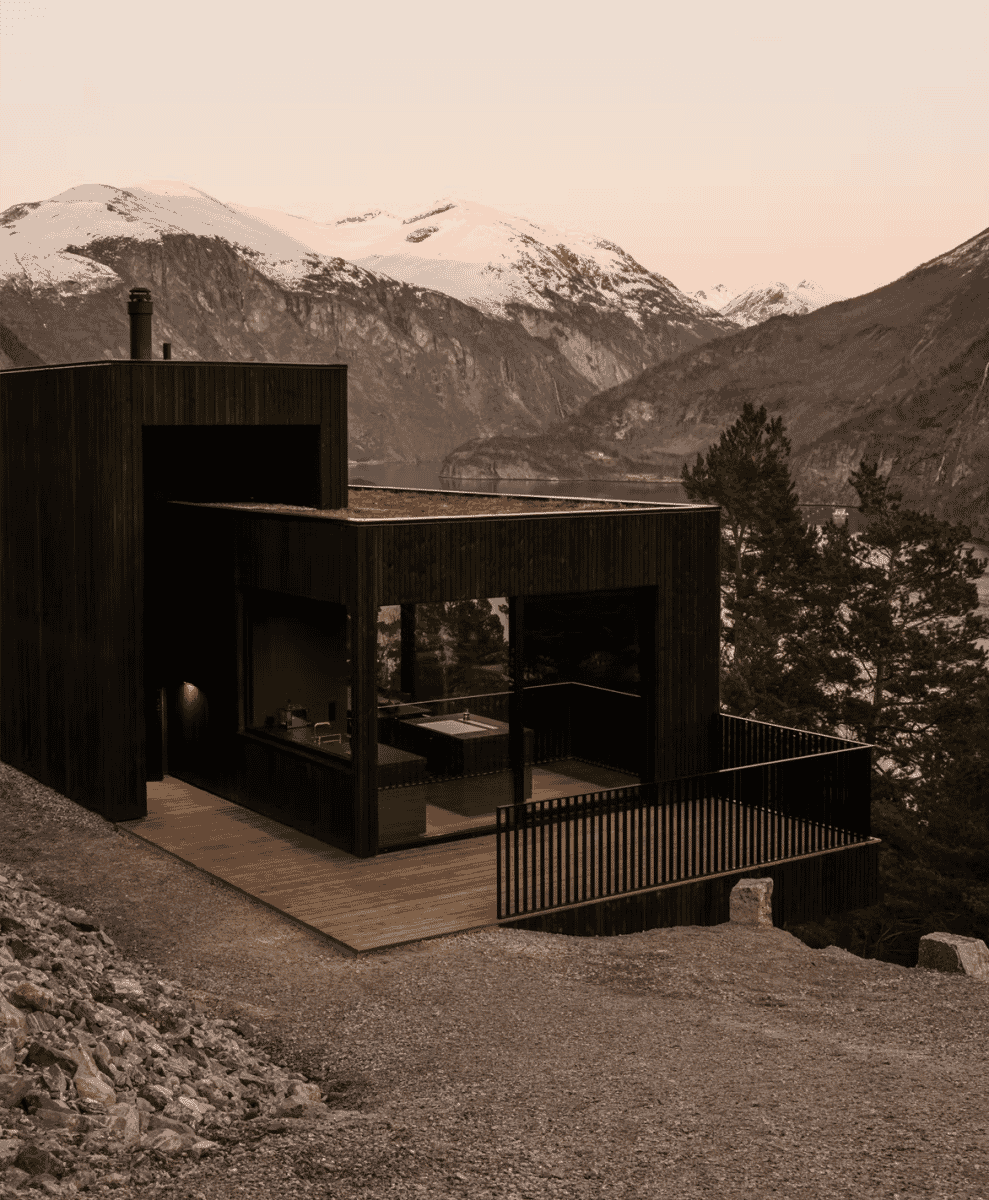 Scandinavian superlative: Holiday House by Office Inainn