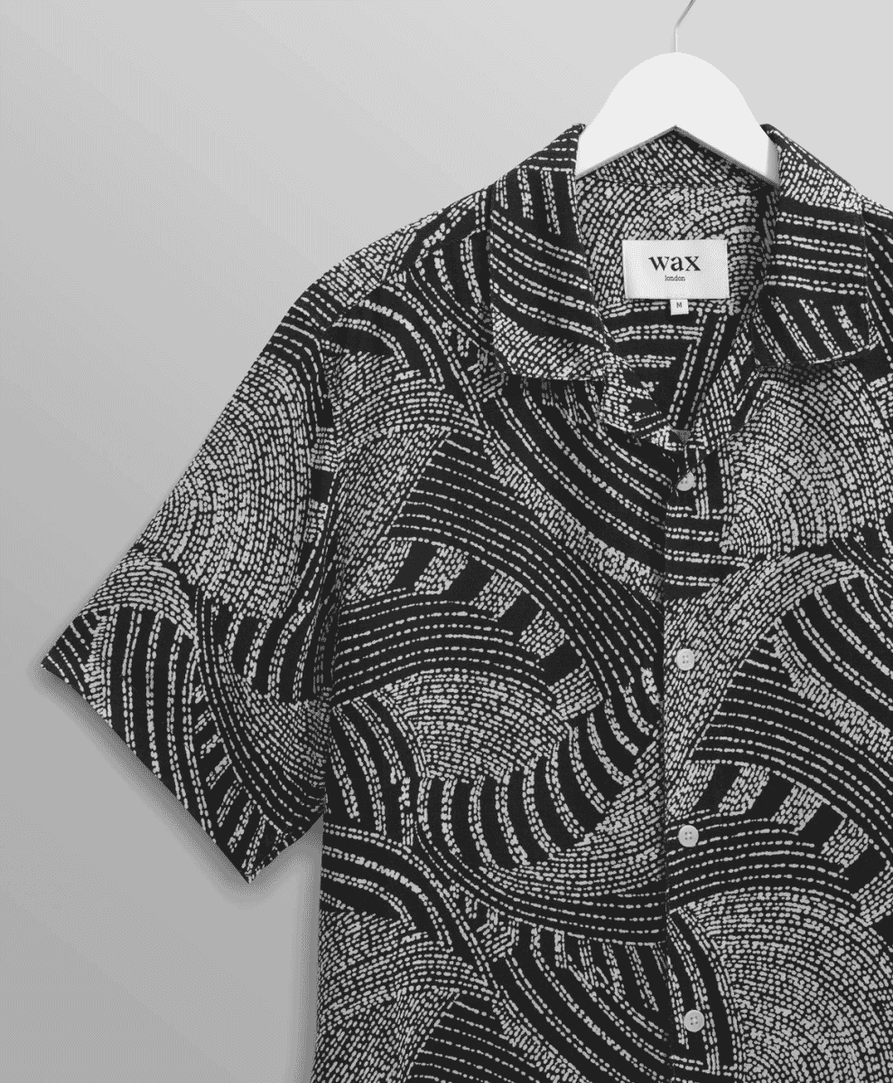 Wax London Didcot - Navy And Ecru Abstract Print Short-Sleeve Shirt